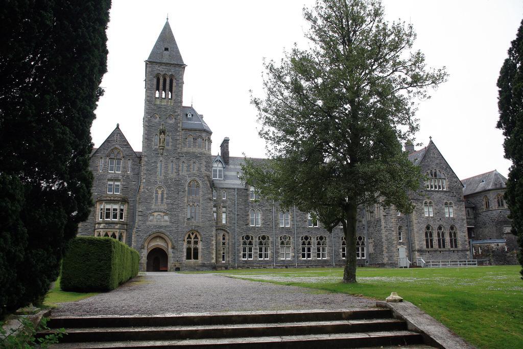 Abbey Garden At The Highland Club Leilighet Fort Augustus Eksteriør bilde